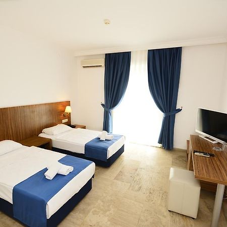 Club Blue White All Inclusive Turgutreis Exterior foto