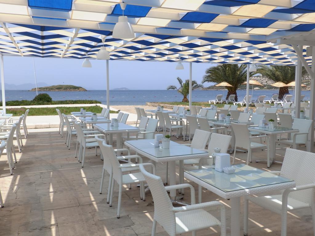 Club Blue White All Inclusive Turgutreis Exterior foto
