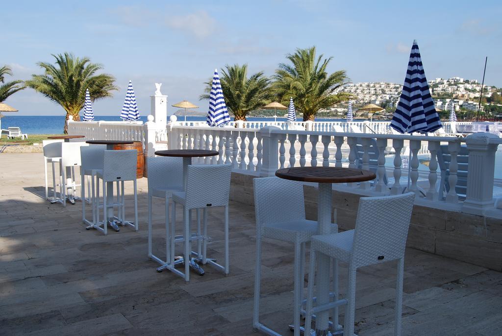 Club Blue White All Inclusive Turgutreis Exterior foto