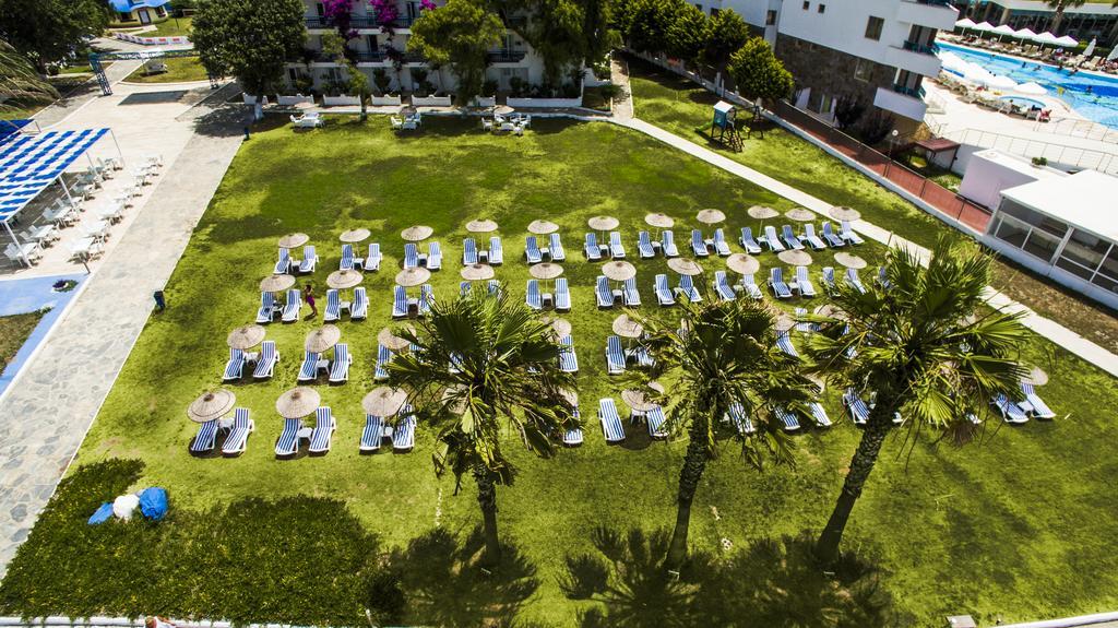 Club Blue White All Inclusive Turgutreis Exterior foto