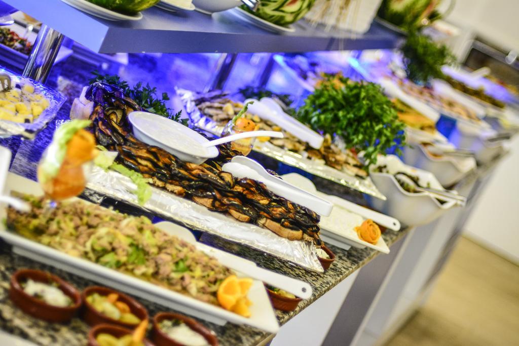 Club Blue White All Inclusive Turgutreis Exterior foto