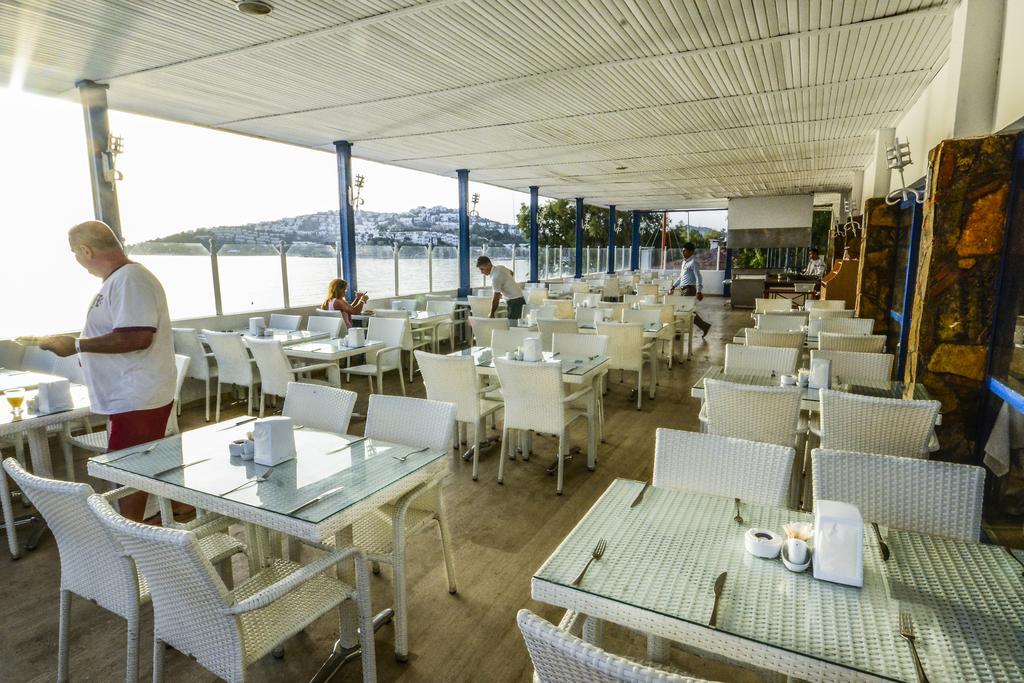 Club Blue White All Inclusive Turgutreis Exterior foto